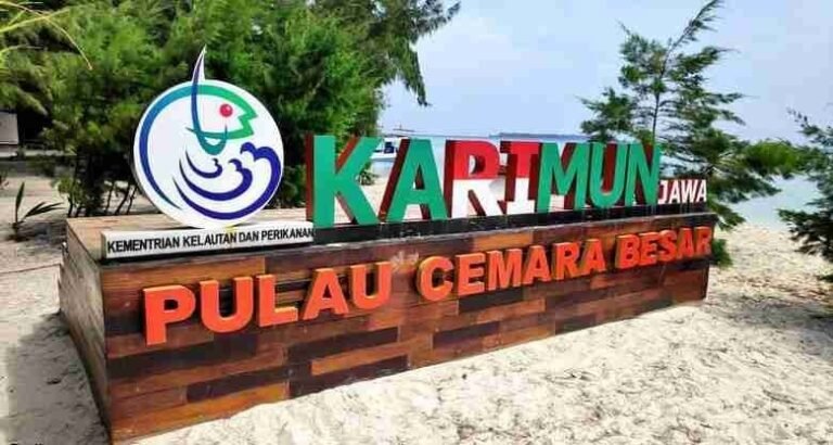 Meski Kapal Penyeberangan Beraktivitas, Objek Wisata Karimunjawa Masih Sepi Pengunjung