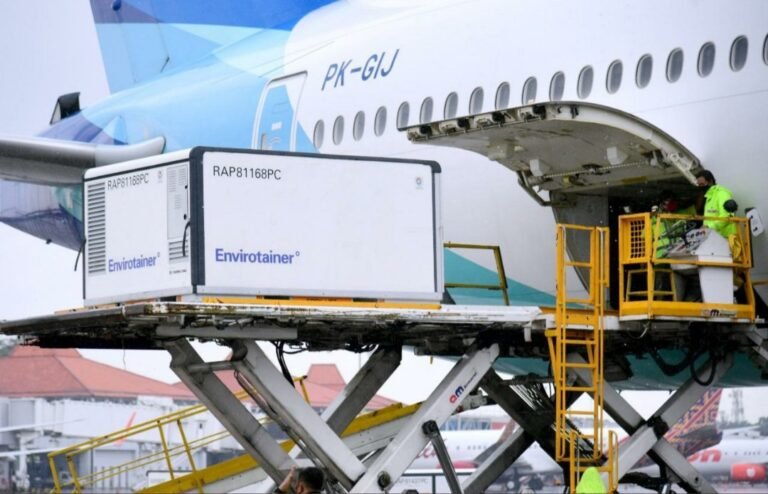 3 Juta Vaksin COVID-19 Mulai Didistribusikan ke 34 Provinsi