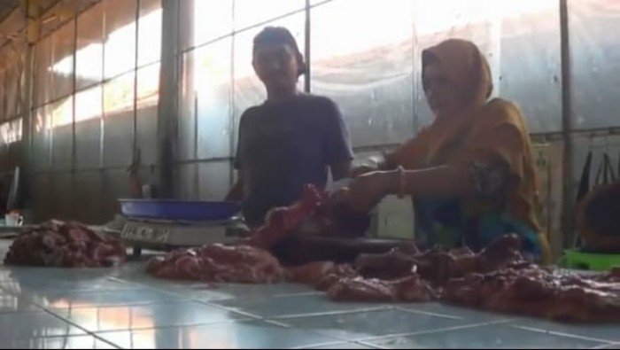 Dampak PPKM, Konsumsi Daging Sapi Anjlog 50%