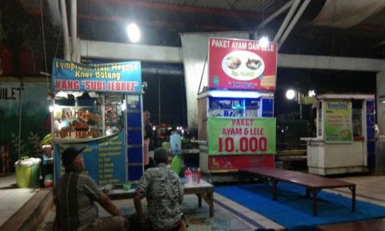 Pemkab Batang Batasi Aktivitas Jualan PKL Hingga Pukul 20.00