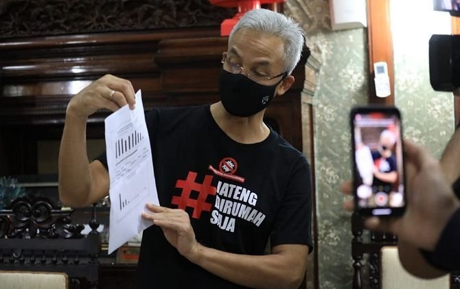 Ganjar Klaim Jateng di Rumah Saja Tunjukkan Dampak Signifikan