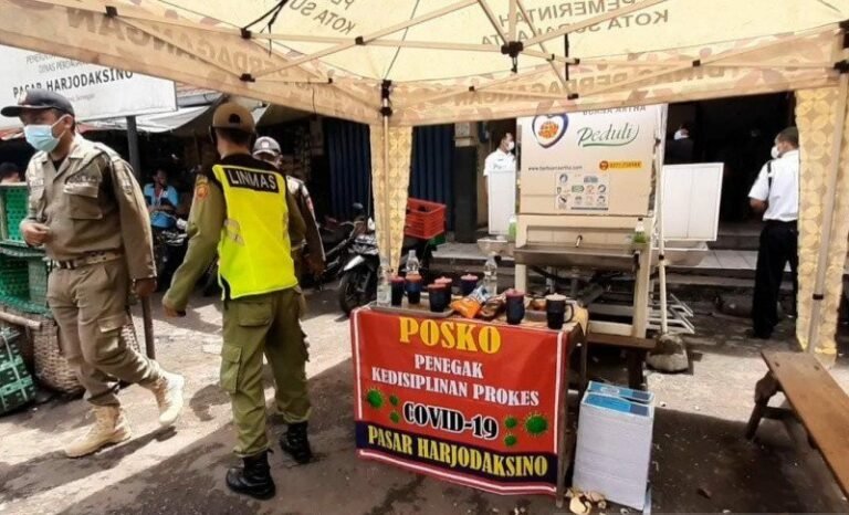 Satpol PP Surakarta Catat Ada 70 Pelanggaran Selama Gerakan Jateng di Rumah Saja