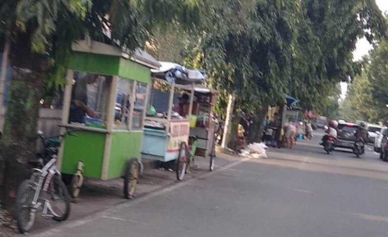 Pemkab Kudus Akan Denda Pembeli Rp500.000 Bila Transaksi di Zona Larangan PKL