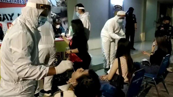 95 Orang di Kafe Semarang Diciduk Polisi