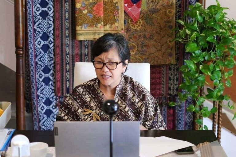 Komitmen Kuat Pemerintah dan Masyarakat Prasyarat Pengendalian Covid-19