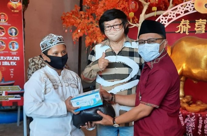 TITD Kwan Sing Bio Serahkan Donasi Untuk 11 Ponpes Panti dan Dhuafa