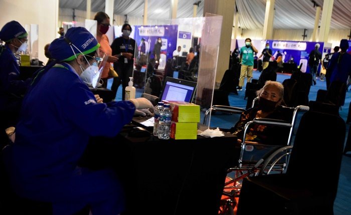 Pemkot Surakarta Lanjutkan Program Vaksinasi pada Ramadhan