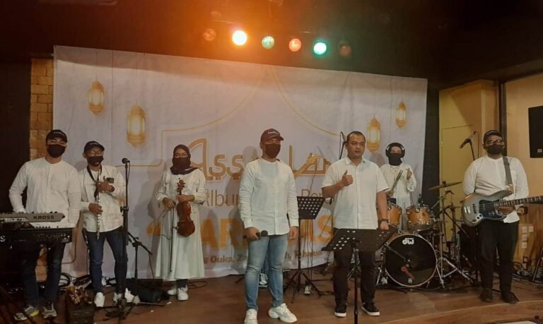 Terbaring di ICU jadi Pasien Covid-19, dr Khoirul Hadi Ciptakan 12 Lagu