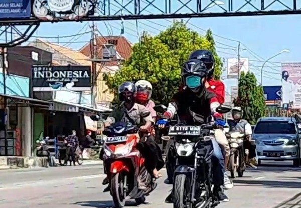 Pemudik Motor Mulai Ramaikan Pantura