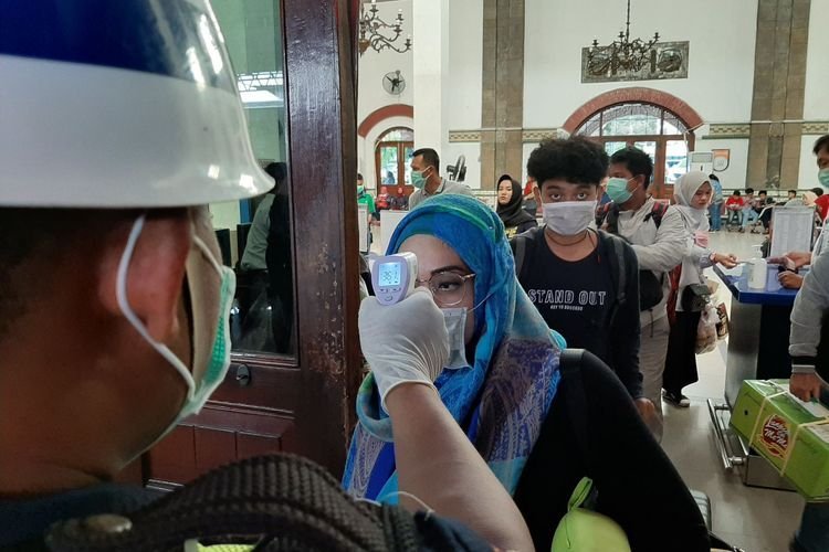 Mudik Dilarang, PT KAI Tetap Operasikan Kereta Api Jarak Jauh