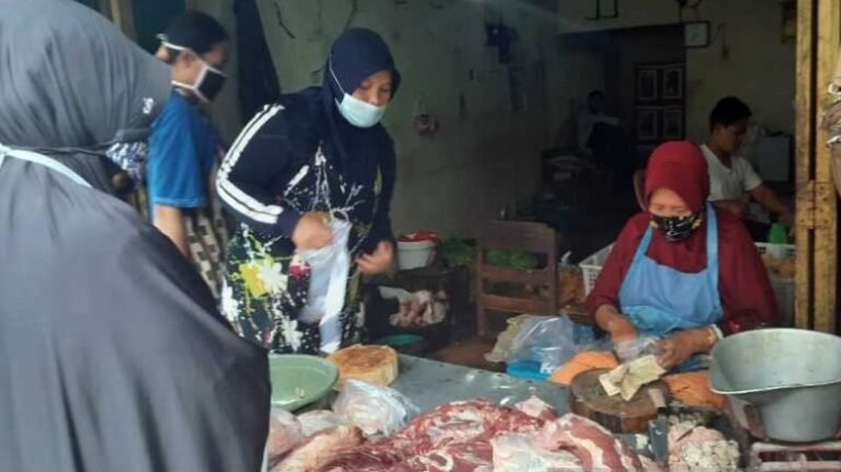 Pascalebaran, Harga Daging Sapi dan Ayam di Solo Mulai Turun