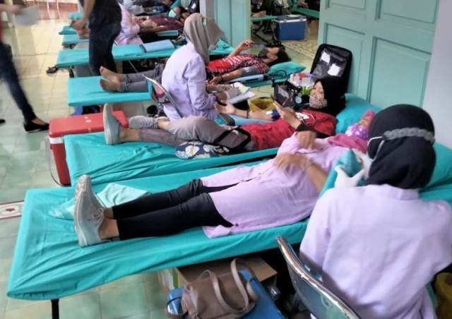 Support PMI, DPC PDIP Solo Gelar Donor Darah