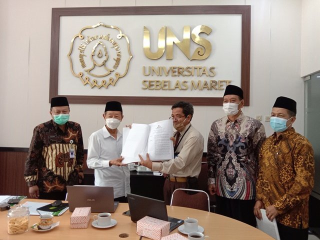 Unit Pengumpul Zakat UNS Resmi Dikukuhkan BAZNAS Jawa Tengah