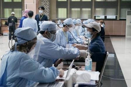 UNS Gandeng Korem 074/Wrt Gelar Vaksinasi Covid-19 bagi 5.000 Mahasiswa