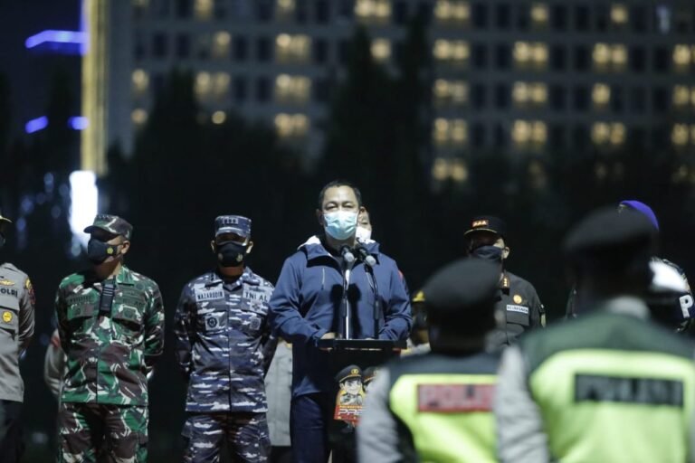 Hendi Tegur Keras Satpol PP yang Semprot Tempat Usaha