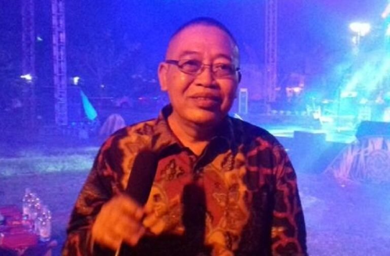 Kolom Begog: Zaman Keraguan