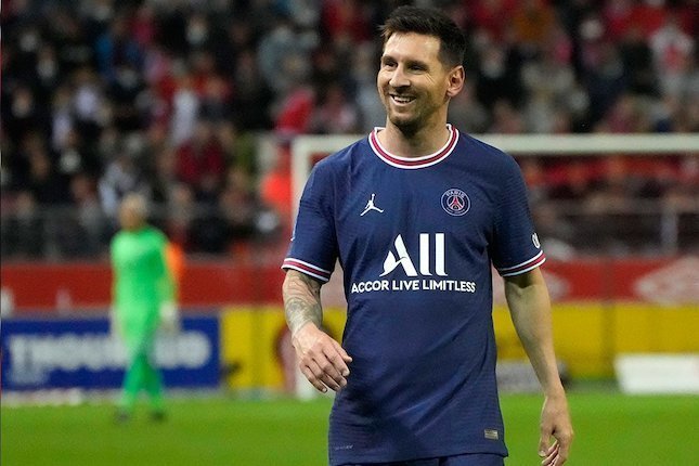 Messi Debut PSG Menang