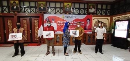 Serap Aspirasi Petani, Puan Maharani Bantu Alsintan Untuk Sukoharjo