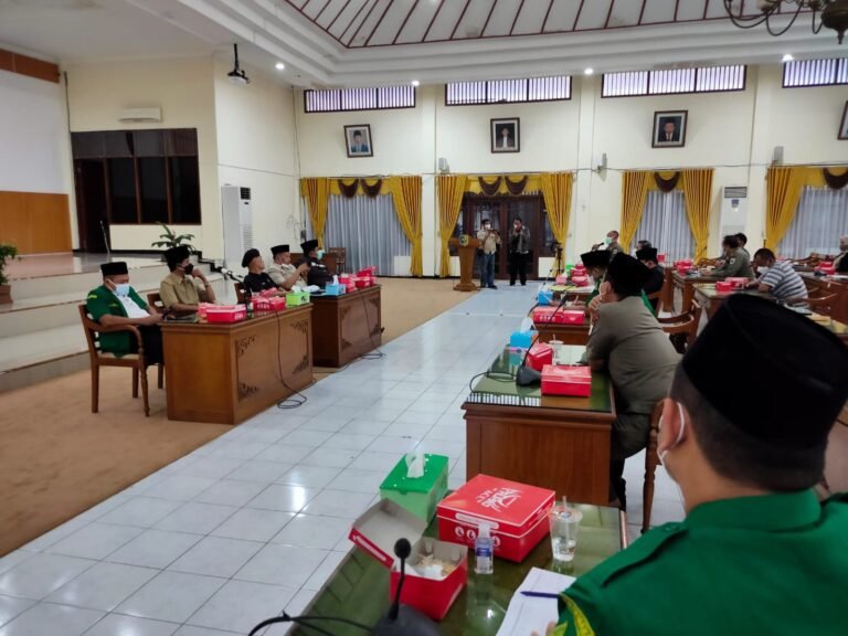 GP Ansor Minta Karaoke Ditutup