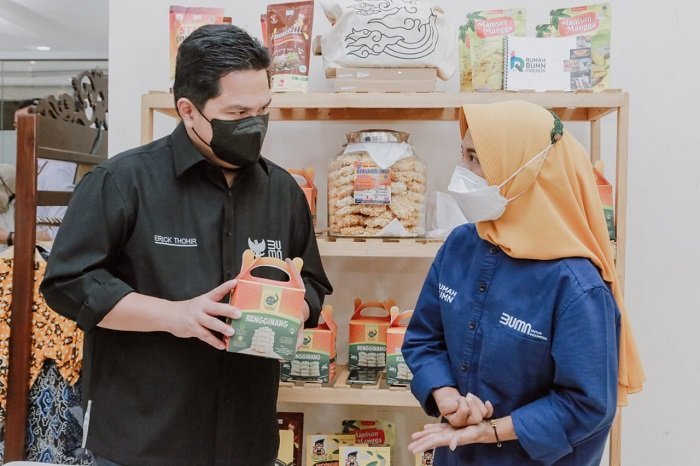 Menteri BUMN Apresiasi PLN Dukung 8.000 UMKM Hadapi Pandemi