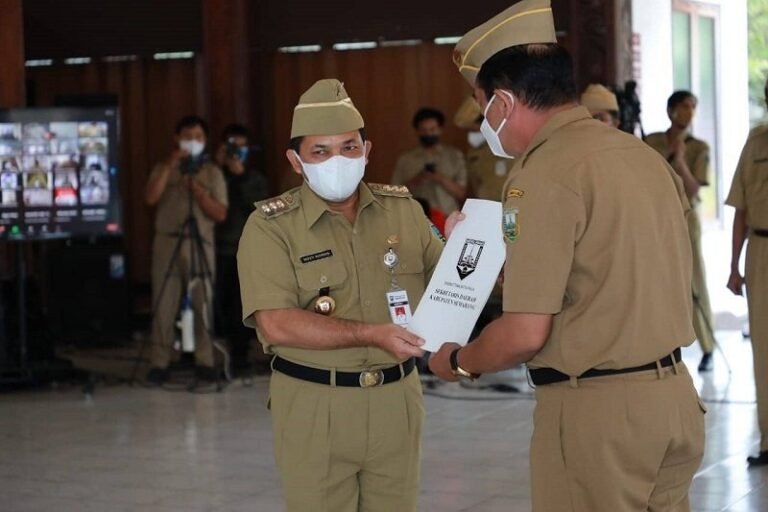 Bupati Ngesti Nugraha Lantik Djarot Supriyoto Jabat Sekda
