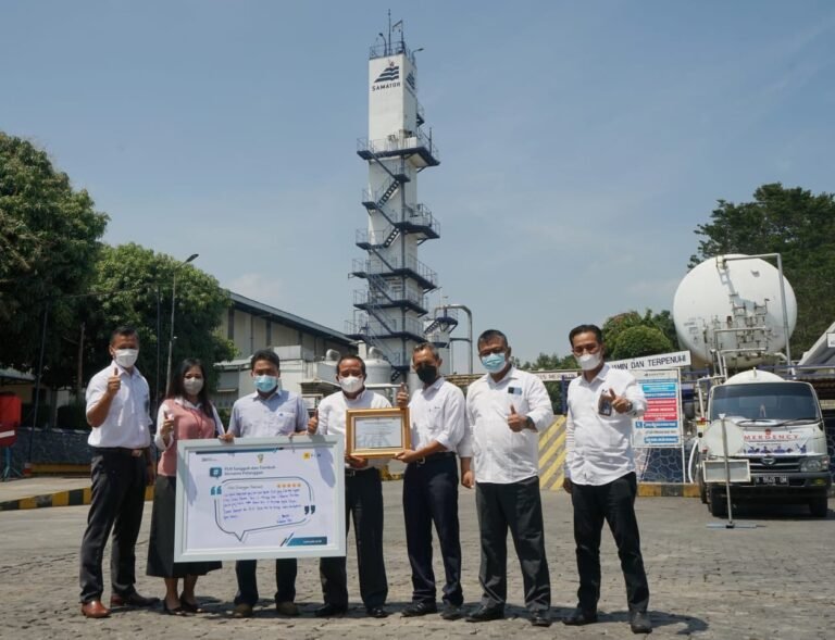 Hari Pelanggan Nasional, PLN Kunjungi Pelanggan