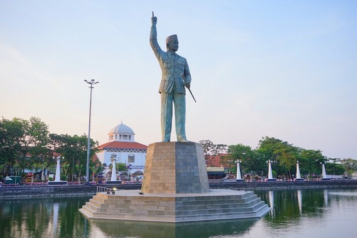 Patung Bung Karno Diresmikan
