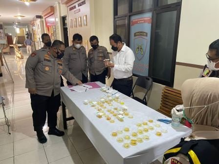Seratus Anggota Polres Wonogiri Ikuti Tes Urin, Ini Kata Kapolres