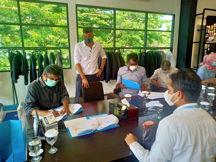 2 Perusahaan Besar di Jogja Teken Kontrak Pembelian Rec PLN