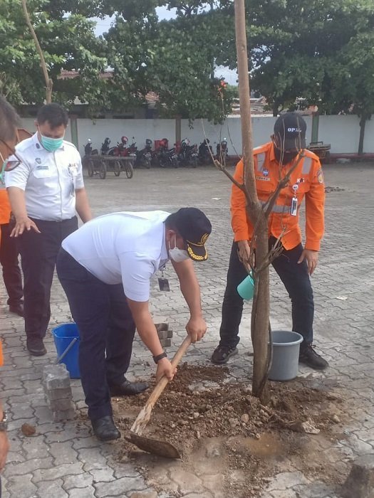 KAI Daop 4 Dukung Program BUMN Hijaukan Indonesia