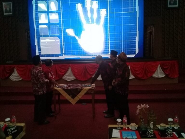 Aplikasi “Selendang” Mudahkan Pelayanan DPRD Kabupaten Semarang