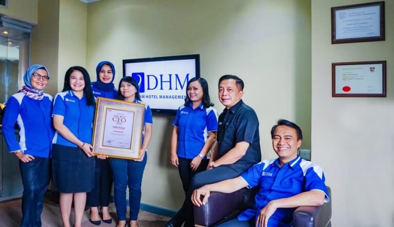 CEO Dafam Hotel Raih Penghargaan