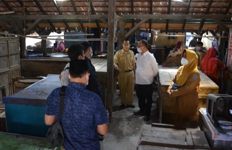 Harga Bahan Pokok Jelang Idul Fitri Aman