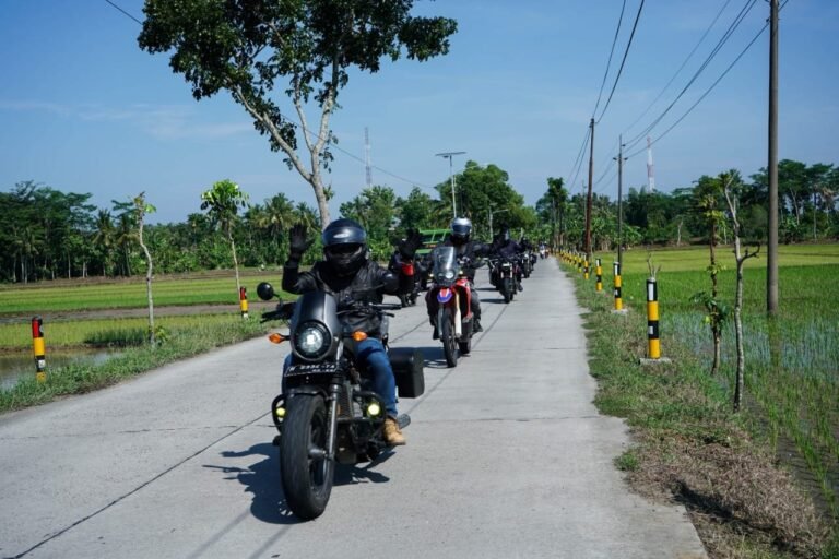 Konsumen Honda Big Bike Jateng Touring ke Pangandaran