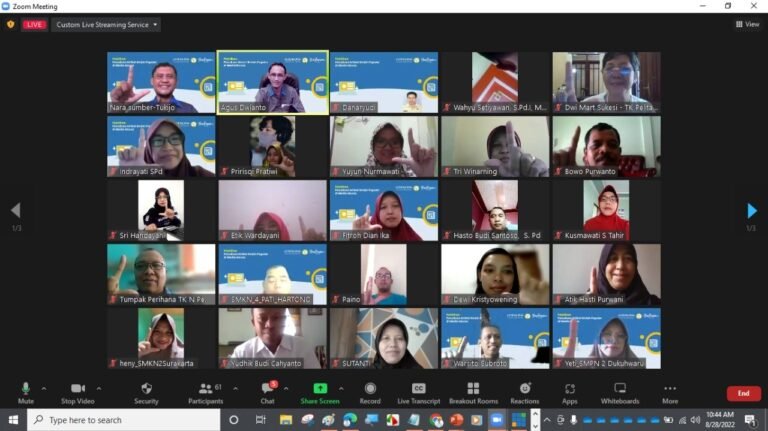 Lagi, Sang Pengajar.Com Latih Guru Menulis