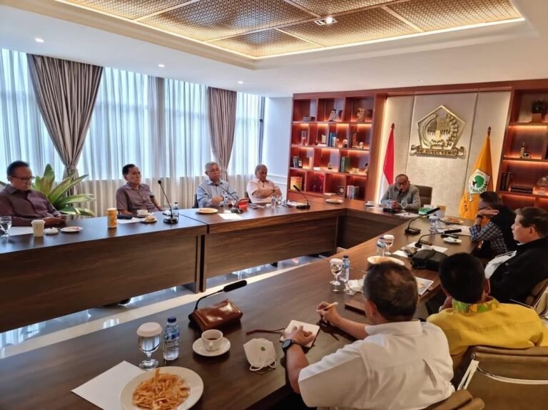 ARB: Dewan Pembina Ingatkan Kader Golkar Soal Target Usung Airlangga di Pilpres 2024