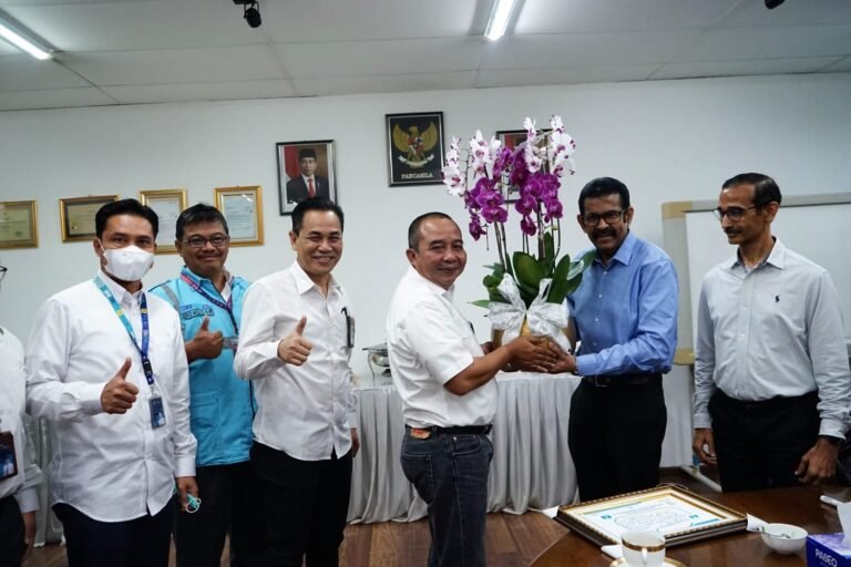 Hari Pelanggan Nasional, PLN Komitmen Tingkatkan Pelayanan