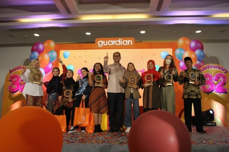 Guardian Beri Penghargaan 32 Sosok Inspirasional