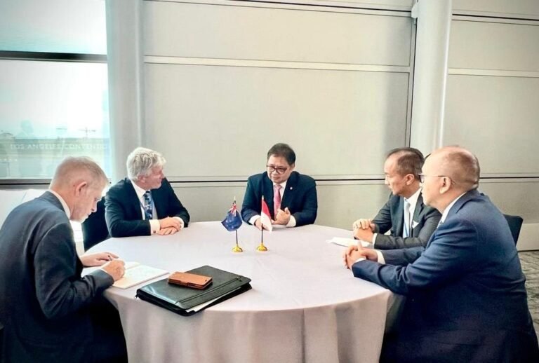 Menko Airlangga Jelaskan Perkembangan Penanganan PMK