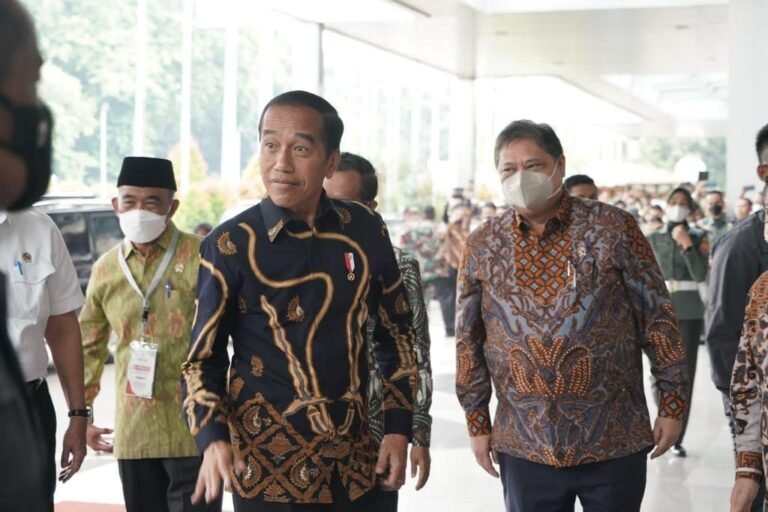 Airlangga: Sinergi Pemerintah Pusat dan Daerah Dibutuhkan Kendalikan Inflasi