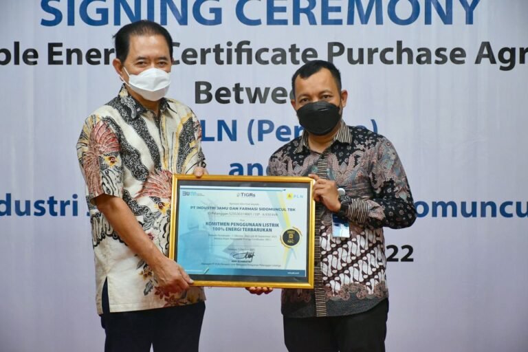 Manfaatkan REC PLN, Sido Muncul Diterangi Energi Hijau