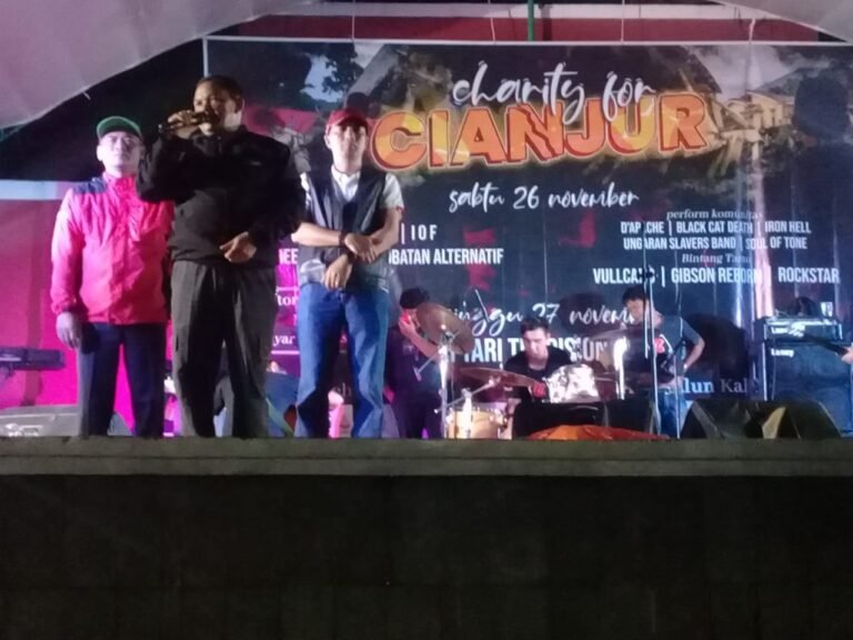 Bupati Semarang Simpati Relawan Lintas Komunitas Gelar ‘Charity for Cianjur’