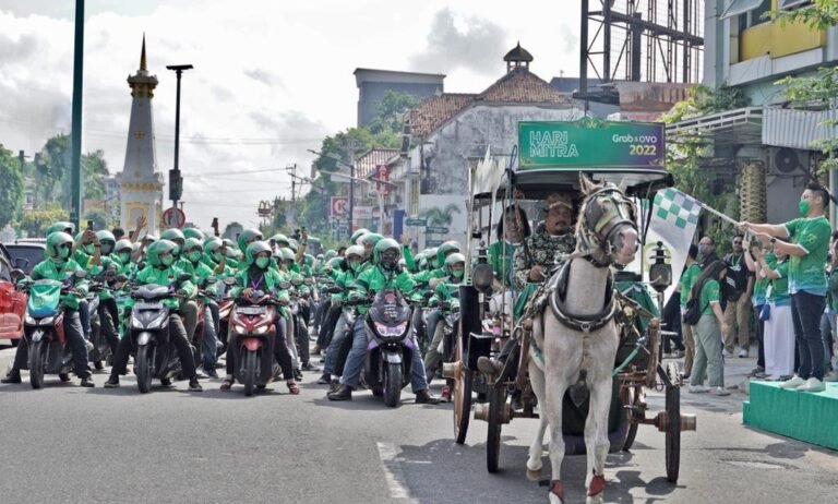 Grab Bagikan Apresiasi Senilai Rp. 15,8 Milyar Pada Pelaku UMKM dan Pekerja Transportasi