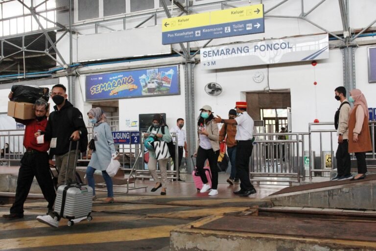 Malam Tahun Baru, Pelanggan KA Dihimbau Datang Lebih Awal ke Stasiun