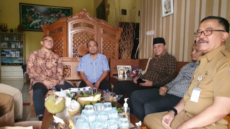 Ini Penjelasan Bagus Selo Kenapa DPRD Tak Kunjungi Juliyatmono dan Sumanto di Rangkaian HUT DPRD Karanganyar
