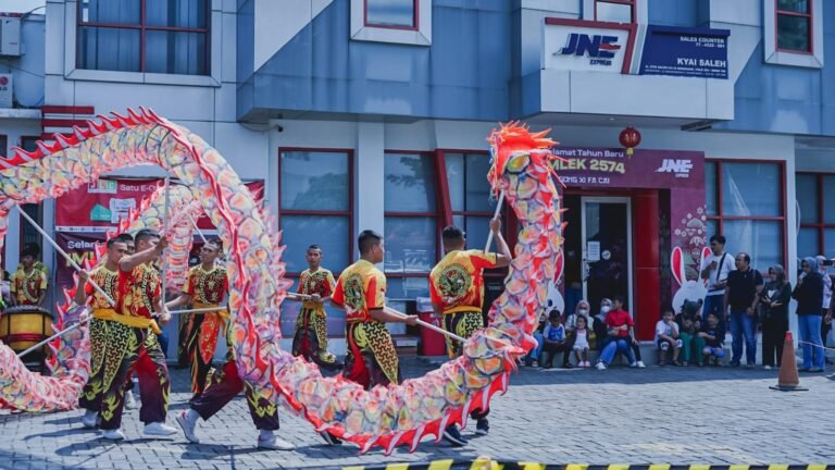 Sambut Imlek, JNE Gelar Ragam Program Menarik