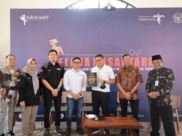 Sandiaga Uno Beri Pengarahan Pelaku Ekonomi Kreatif