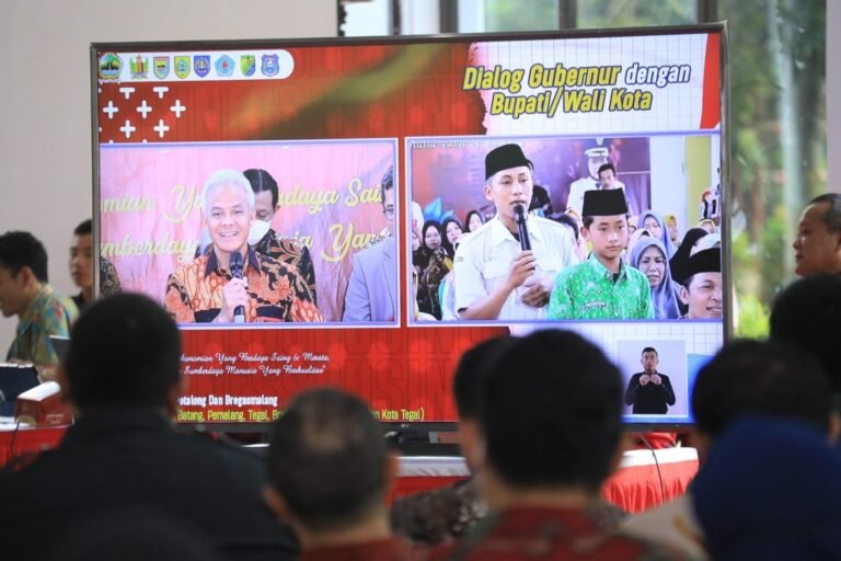 Bidan Desa Sidoharjo Batang Terharu Respon Cepat Ganjar Peduli Polindes dan Bumil