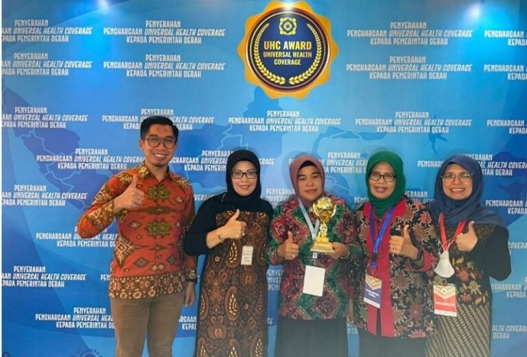 Jaminan Kesehatan Capai 96,10 Persen, Pemkot Salatiga Raih Penghargaan UHC dari Wapres