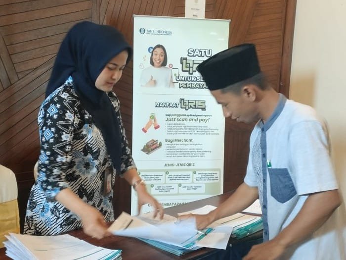 BI Digitalisasi Masjid di Kendal Lewat QRIS